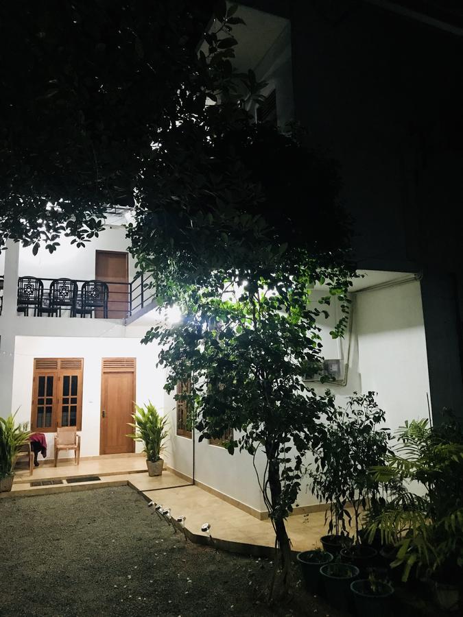 Emarald Holiday Homes Anuradhapura Exterior foto